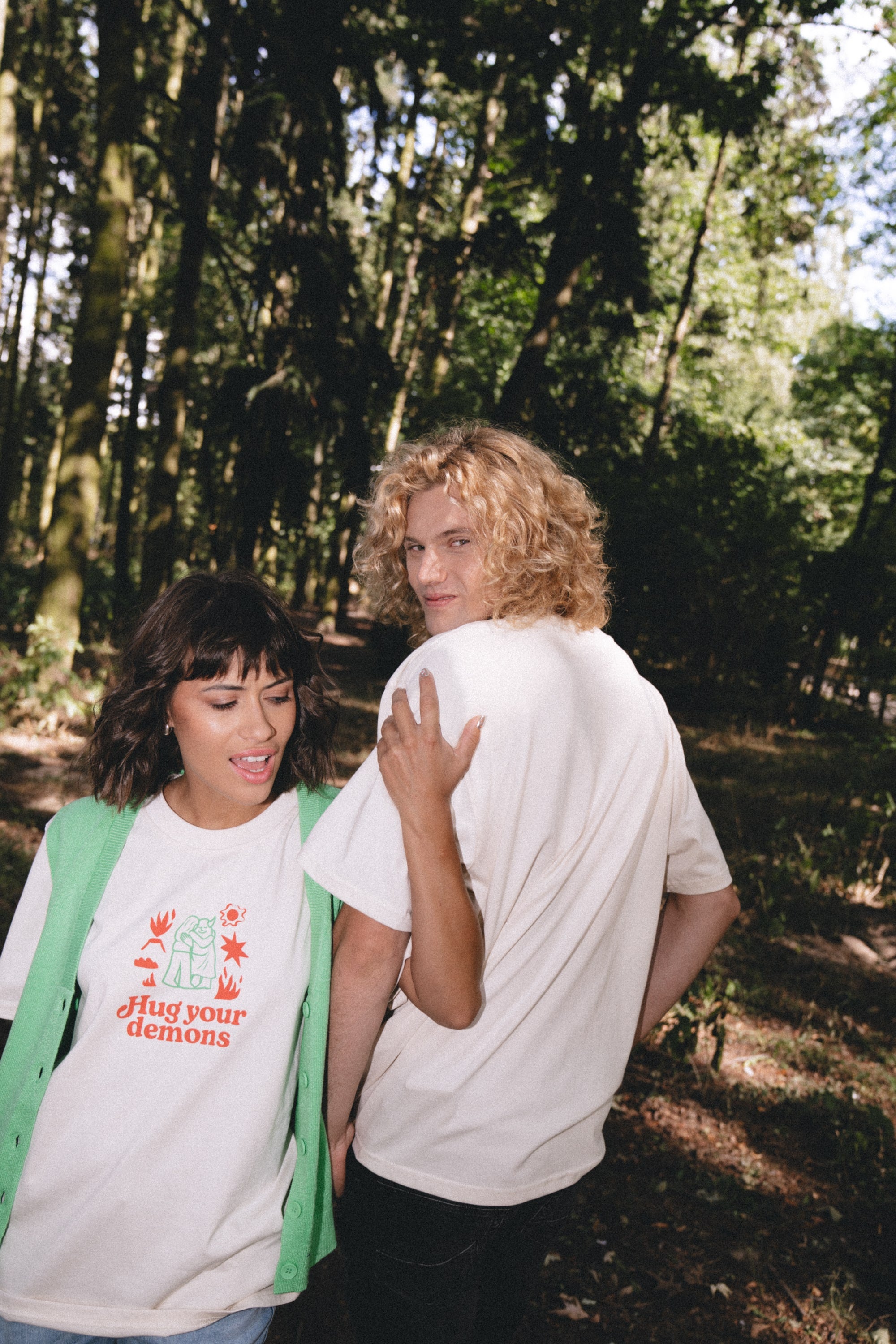 T-shirt Unisex - Hug Your Demons - front