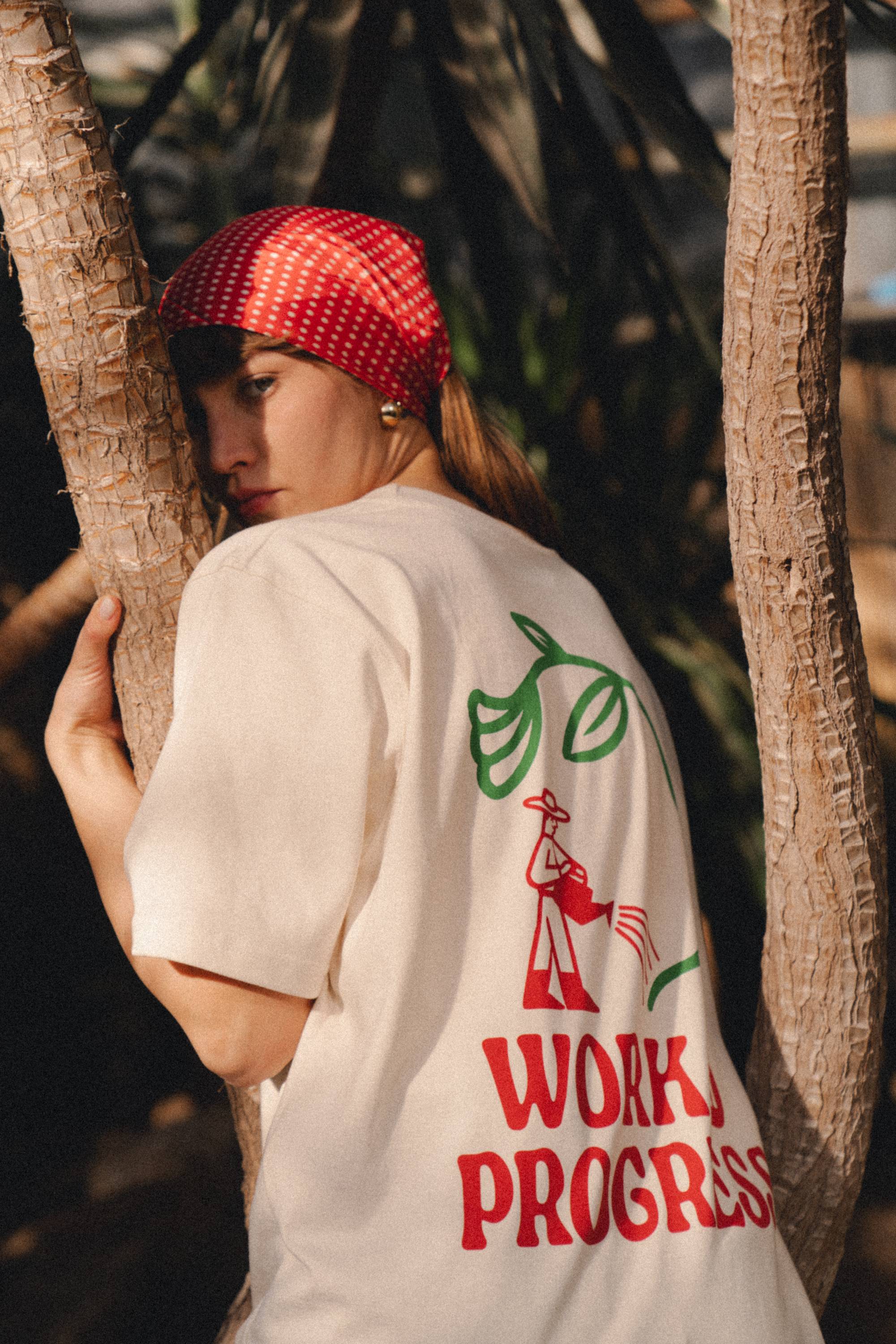 T-shirt Unisex - Work in progress