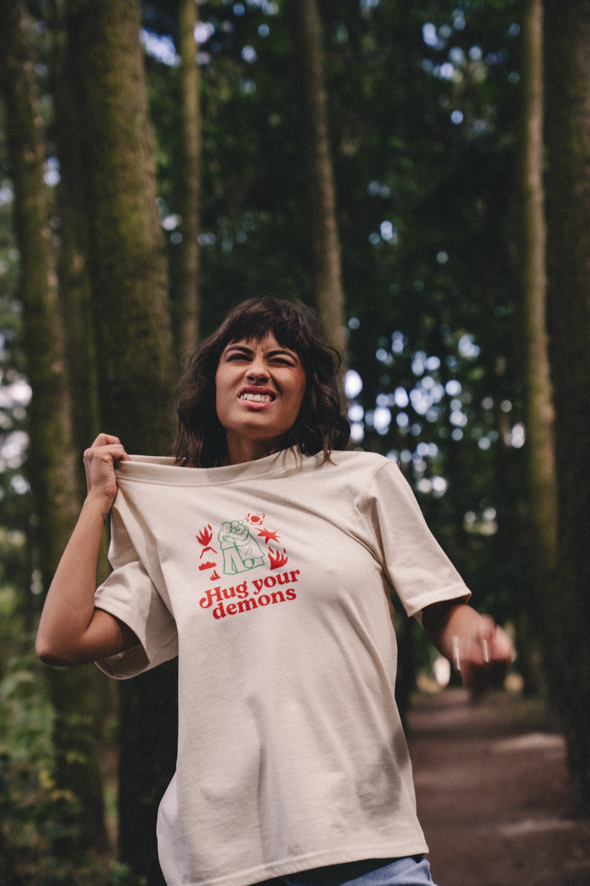 T-shirt Unisex - Hug Your Demons - front